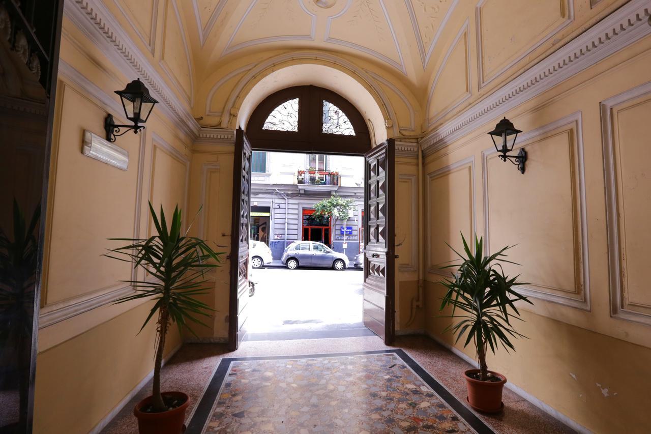 I Vicere B&B Deluxe Nápoly Kültér fotó